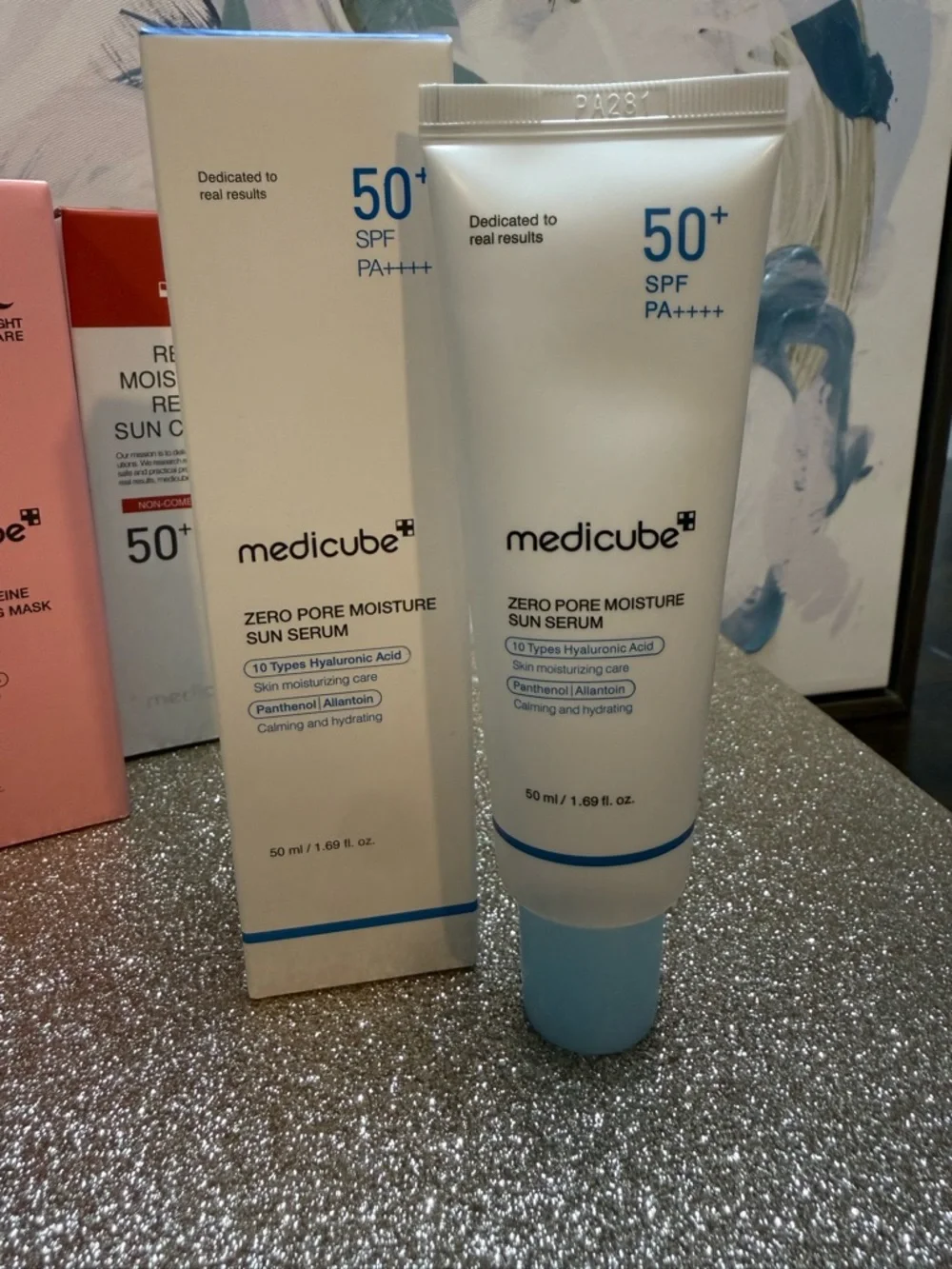 NIB 50ml/1.69oz Zero Pore Moisture Sun Serum SPF 50+ - White/Blue